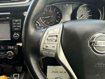 Nissan Qashqai 1.2 DIG-T n-tec XTRON 2WD Euro 6 (s/s) 5dr