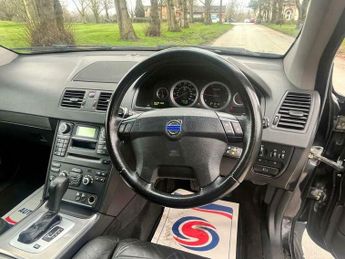 Volvo XC90 2.4 D5 SE Geartronic AWD 5dr