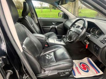 Volvo XC90 2.4 D5 SE Geartronic AWD 5dr