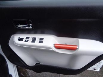 Suzuki Ignis SZ5 SHVS