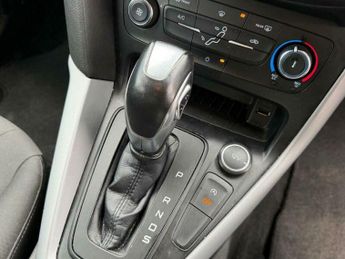 Ford Focus 1.0T EcoBoost Zetec Auto Euro 6 (s/s) 5dr