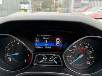 Ford Focus 1.0T EcoBoost Zetec Auto Euro 6 (s/s) 5dr