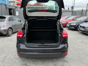 Ford Focus 1.0T EcoBoost Zetec Auto Euro 6 (s/s) 5dr