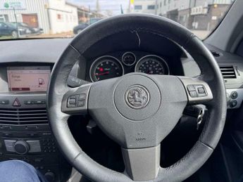 Vauxhall Astra 1.8i 16v Elite 5dr