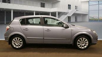 Vauxhall Astra 1.8i 16v Elite 5dr