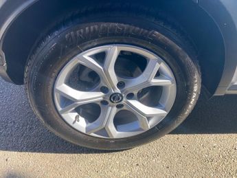 Nissan Juke 1.0 DIG-T N-Connecta SUV 5dr Petrol DCT Auto Euro 6 (s/s) (114 p