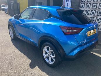 Nissan Juke 1.0 DIG-T N-Connecta SUV 5dr Petrol DCT Auto Euro 6 (s/s) (114 p