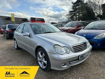 Mercedes C Class 1.8 C180 Kompressor Avantgarde SE Saloon 4dr Petrol Automatic (1