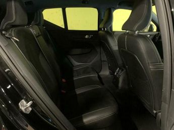 Volvo XC40 1.5h T5 Twin Engine Recharge 10.7kWh R-Design Auto Euro 6 (s/s) 