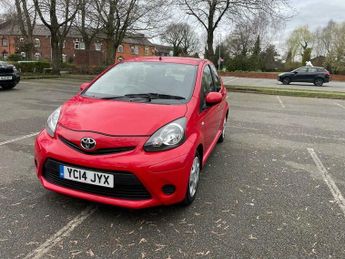 Toyota AYGO 1.0 VVT-i Move Euro 5 5dr