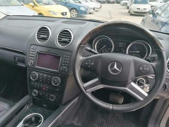 Mercedes-Benz C Class GL350 CDI BLUEEFFICIENCY