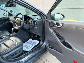 Hyundai Ioniq 1.6 h-GDi Premium SE DCT Euro 6 (s/s) 5dr