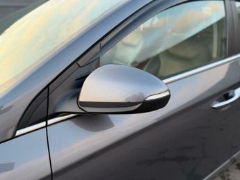 Hyundai Ioniq 1.6 h-GDi Premium SE DCT Euro 6 (s/s) 5dr