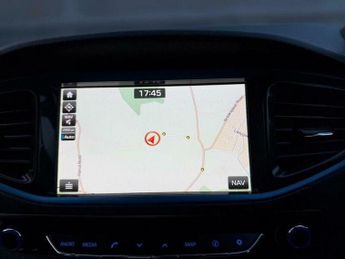 Hyundai Ioniq 1.6 h-GDi Premium SE DCT Euro 6 (s/s) 5dr
