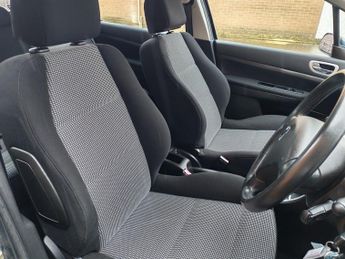 Peugeot 307 1.6 16v S Hatchback 5dr Petrol Tiptronic (189 g/km, 110 bhp)
