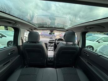 Peugeot 3008 HDI ALLURE