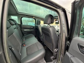 Peugeot 3008 HDI ALLURE