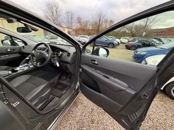Peugeot 3008 HDI ALLURE