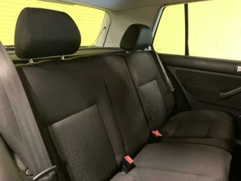 Volkswagen Golf 1.6 S Hatchback 5dr Petrol Automatic (206 g/km, 102 bhp)