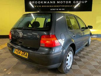 Volkswagen Golf 1.6 S Hatchback 5dr Petrol Automatic (206 g/km, 102 bhp)