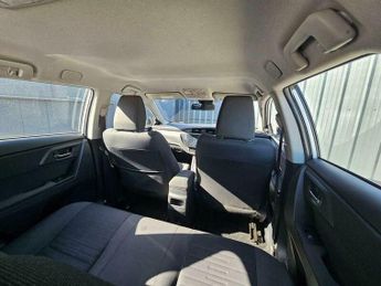 Toyota Auris 1.8 VVT-h Business Edition Touring Sports CVT Euro 6 (s/s) 5dr (