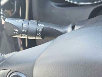 Toyota Auris 1.8 VVT-h Business Edition Touring Sports CVT Euro 6 (s/s) 5dr (