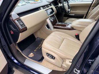 Land Rover Range Rover TDV6 VOGUE SE