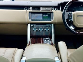 Land Rover Range Rover TDV6 VOGUE SE