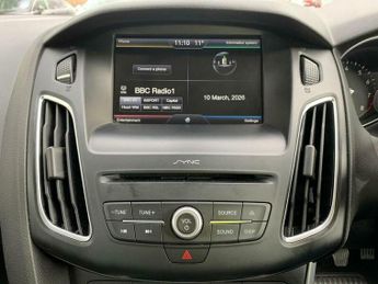 Ford Focus 1.0T EcoBoost Zetec Euro 6 (s/s) 5dr