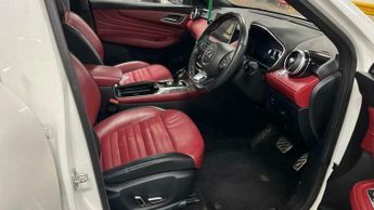MG MG HS 1.5 T-GDI 16.6kWh Exclusive Auto Euro 6 (s/s) 5dr