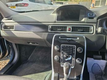 Volvo V70 1.6 T4 SE Estate 5dr Petrol Powershift Euro 5 (180 ps)