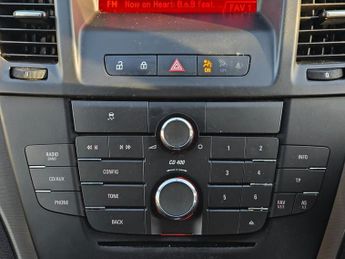 Vauxhall Insignia 2.0 CDTi Exclusiv Auto Euro 5 5dr