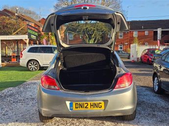 Vauxhall Insignia 2.0 CDTi Exclusiv Auto Euro 5 5dr