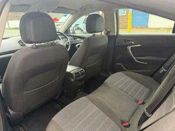 Vauxhall Insignia 2.0 CDTi SRi Auto Euro 5 5dr