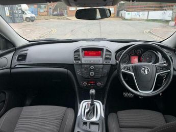 Vauxhall Insignia 2.0 CDTi SRi Auto Euro 5 5dr