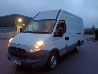 Iveco Daily 2.3 TD 11V 35S L2 H2 4dr