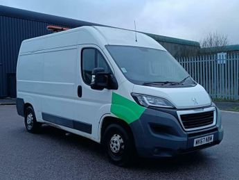 Peugeot Boxer 2.0 BlueHDi 335 Professional L2 H2 Euro 6 5dr