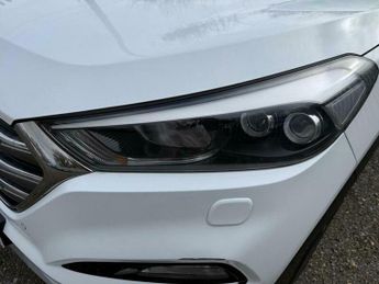 Hyundai Tucson 1.7 CRDi Blue Drive Premium SE DCT Euro 6 (s/s) 5dr