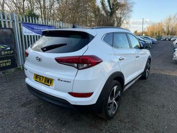 Hyundai Tucson 1.7 CRDi Blue Drive Premium SE DCT Euro 6 (s/s) 5dr