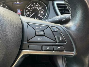 Nissan Qashqai 1.3 DIG-T Acenta Premium DCT Auto Euro 6 (s/s) 5dr