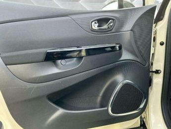 Renault Captur 1.2 TCe ENERGY Dynamique S Nav Auto Euro 6 (s/s) 5dr