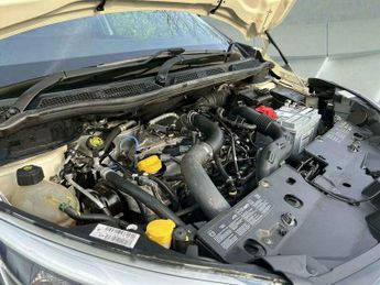 Renault Captur 1.2 TCe ENERGY Dynamique S Nav Auto Euro 6 (s/s) 5dr