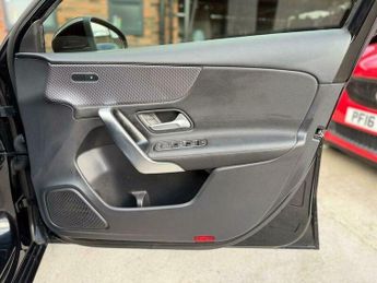 Mercedes-Benz A Class 1.3 A200 Sport (Executive) 7G-DCT Euro 6 (s/s) 5dr