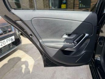 Mercedes-Benz A Class 1.3 A200 Sport (Executive) 7G-DCT Euro 6 (s/s) 5dr