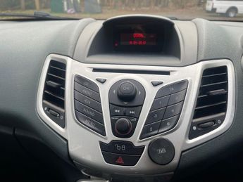 Ford Fiesta 1.4 Zetec 5dr