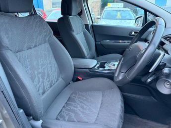 Peugeot 3008 E-HDI ACTIVE