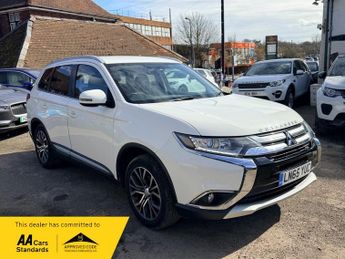 Mitsubishi Outlander DI-D GX 3