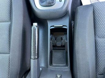 Volkswagen Golf 1.6 TDI Match DSG Euro 5 5dr