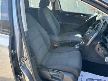 Volkswagen Golf 1.6 TDI Match DSG Euro 5 5dr