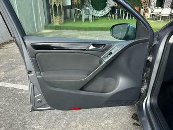 Volkswagen Golf 1.6 TDI Match DSG Euro 5 5dr